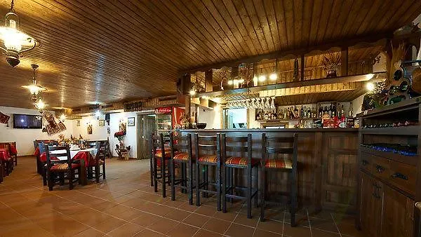 Complex Staro Bardo زيرافنا